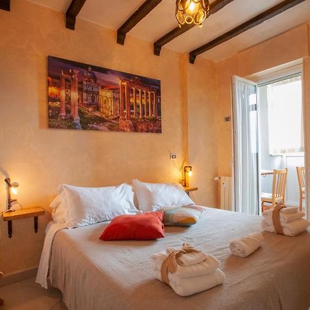 Rogiual Hotel Róma Kültér fotó